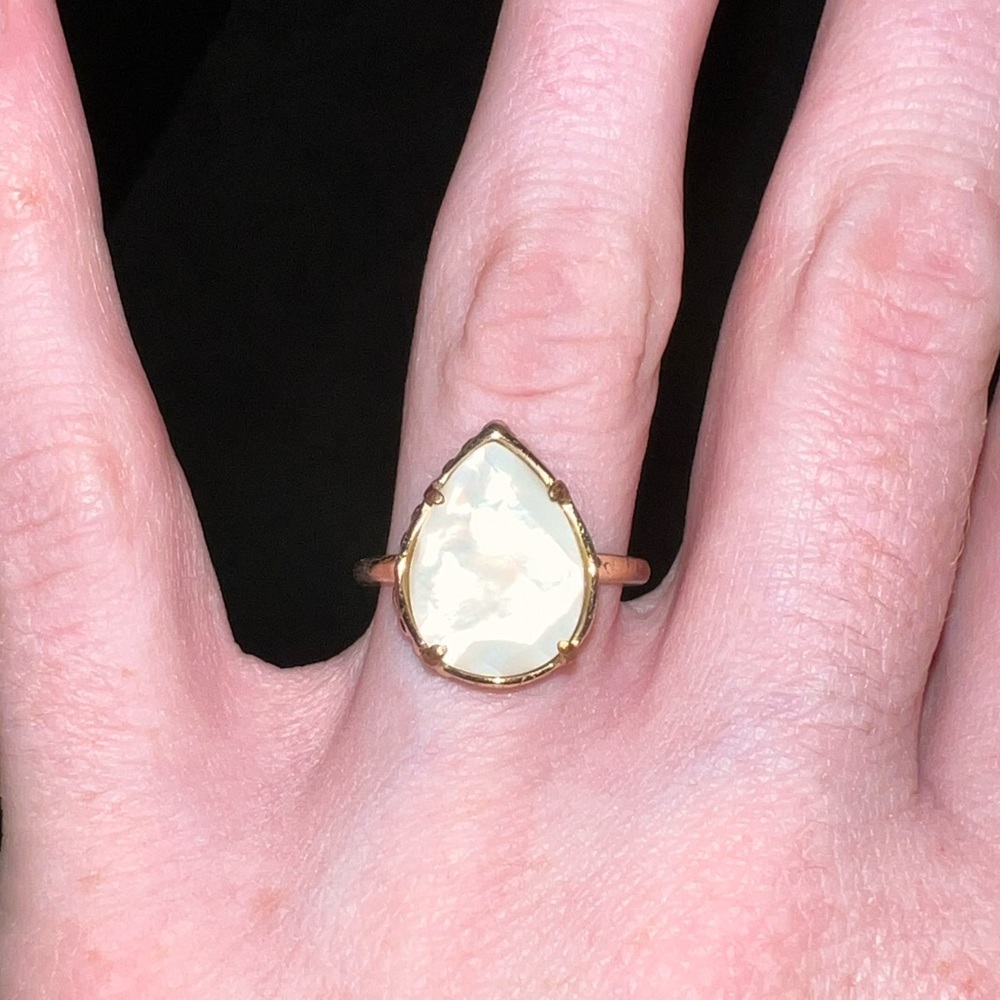 Kendra Scott gold ring - white
